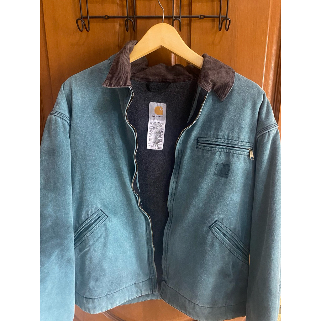 vintage carhartt jacket 90s