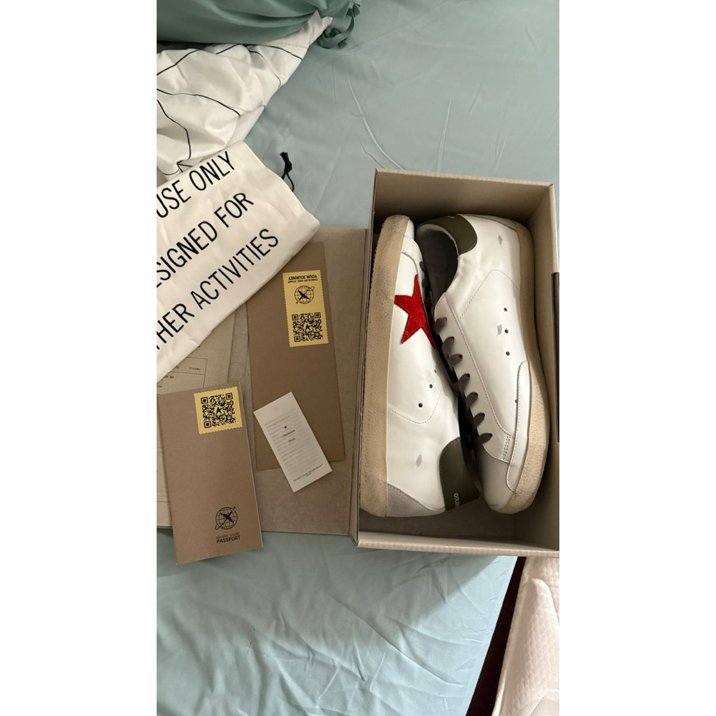 GOLDEN GOOSE SUPERSTAR MERAH