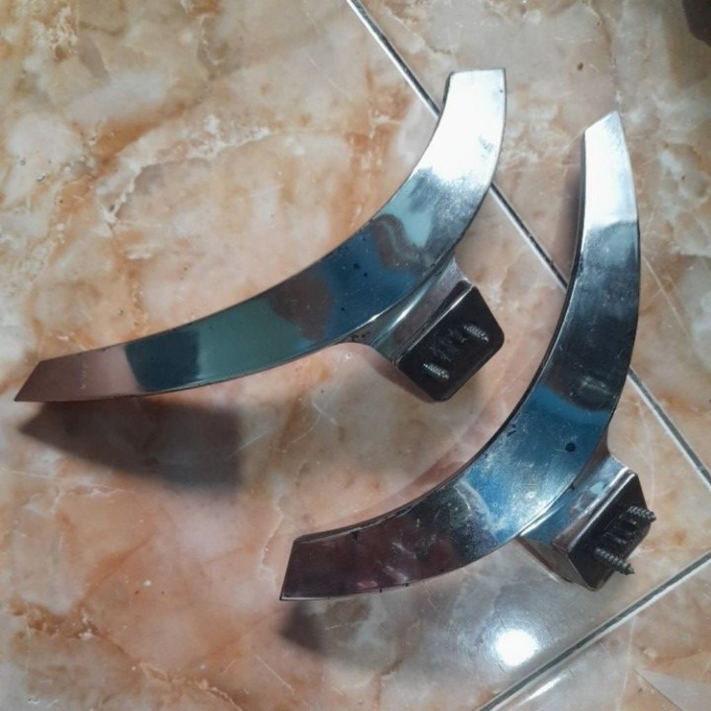 Stand kaki tv lcd polytron 32 inch PLD 32D1550 / PLD 32T1550