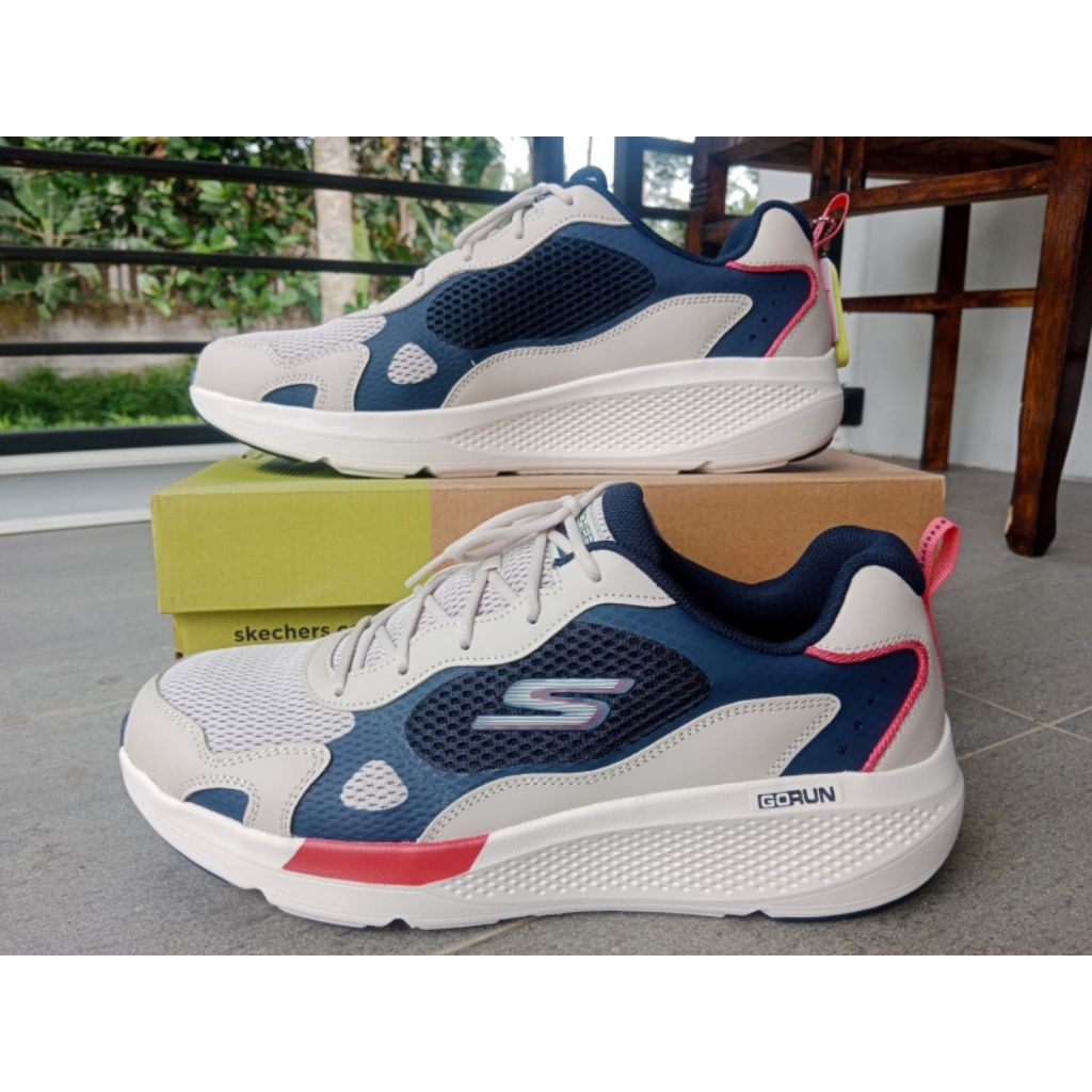 Sepatu Skechers Go Run Elevate Original // Sepatu Olahraga Lari Pria Wanita Original