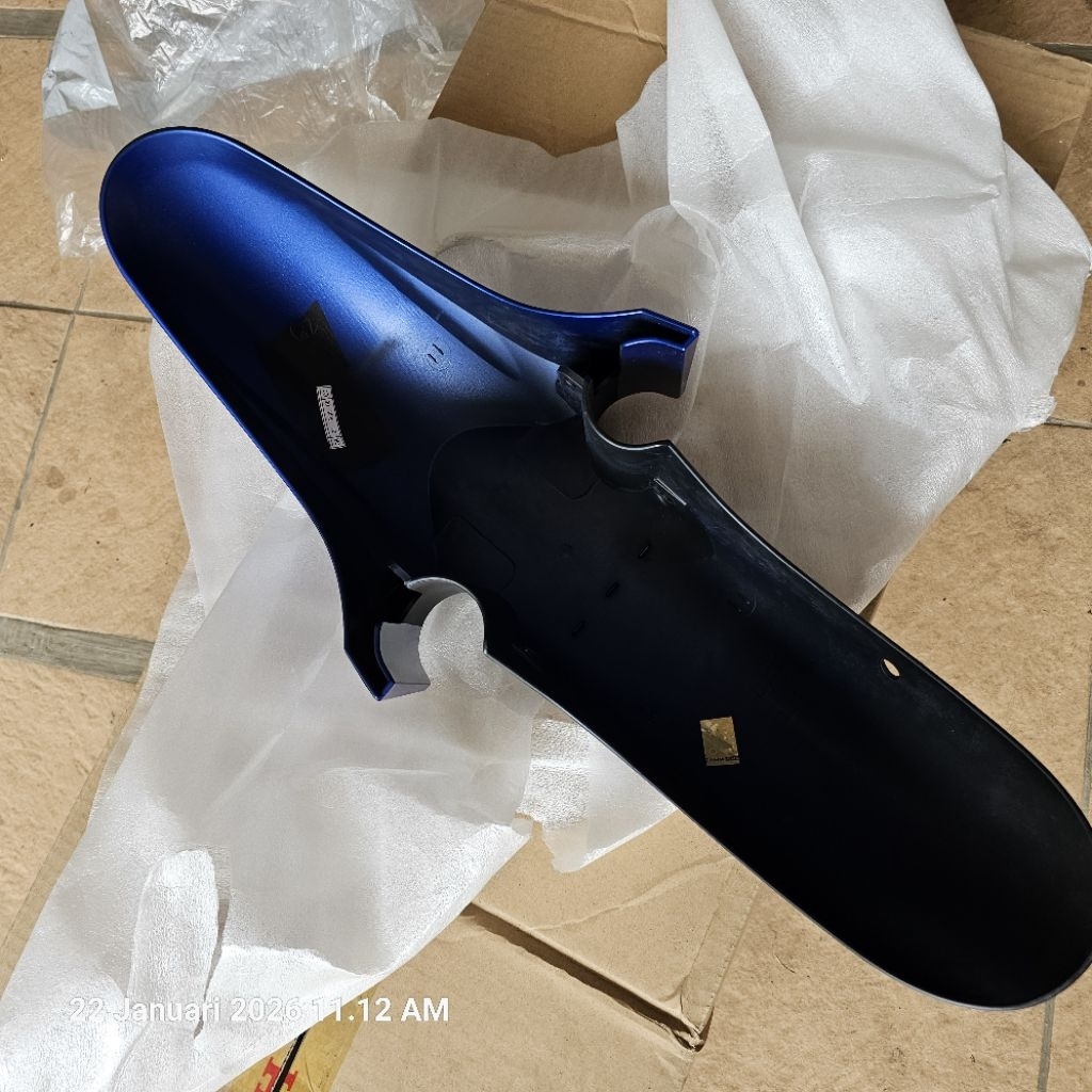 Spakbor depan honda Tiger Revo biru. 61100-KCJ-660FMT