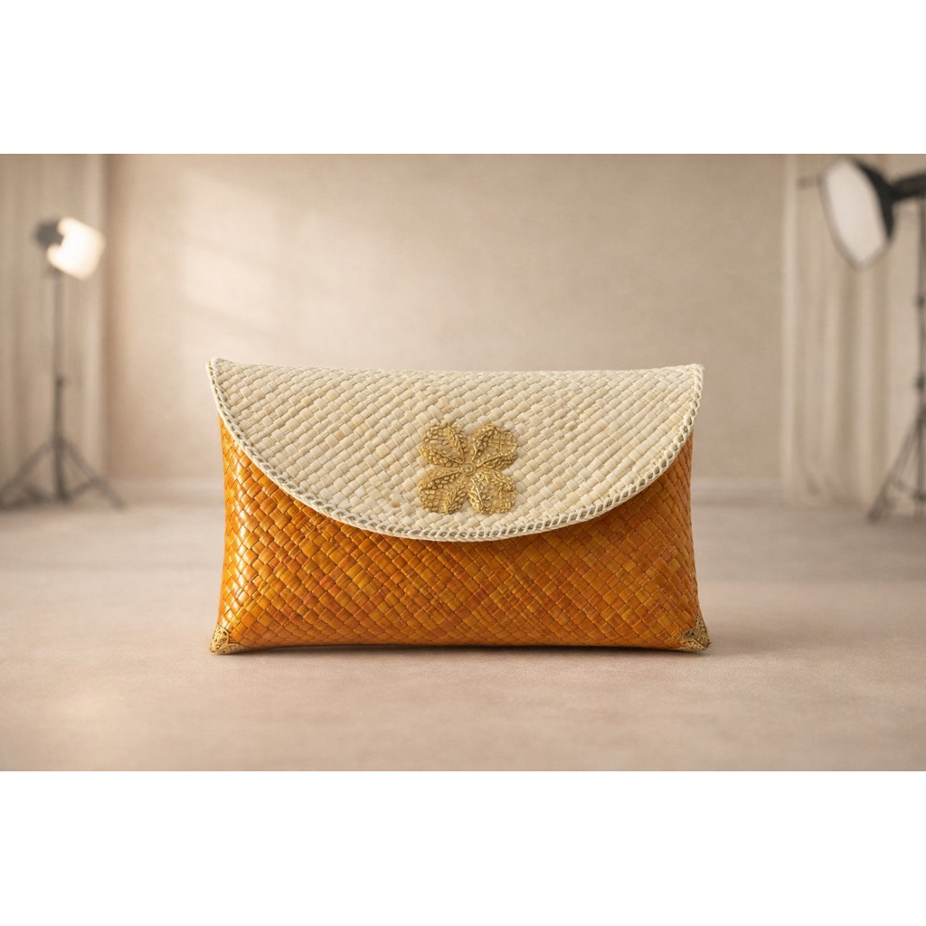 (PRELOVED) Tas Tangan Anyam Asli Garut