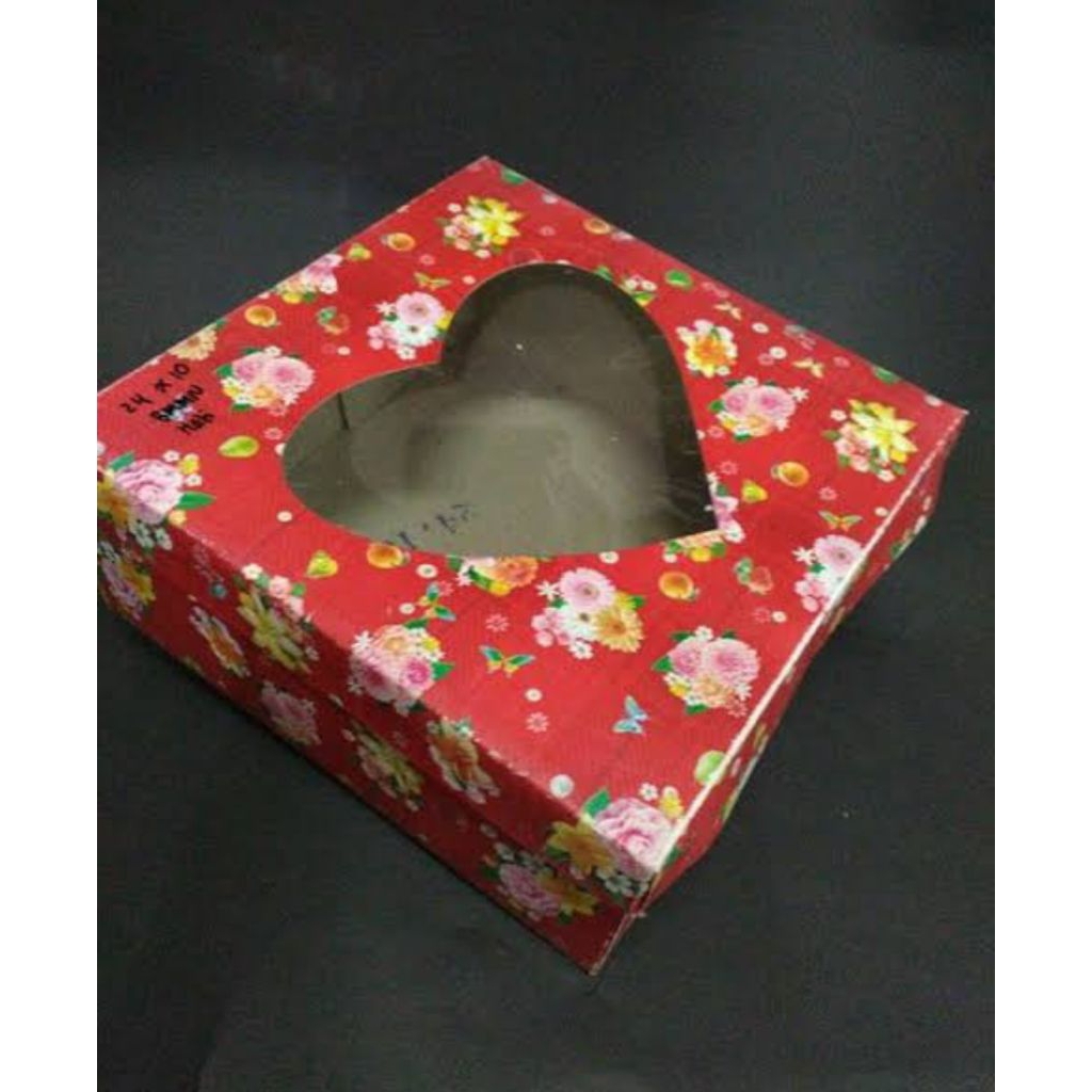 DUS TART KUE MIKA HATI MERAH (10PCS)