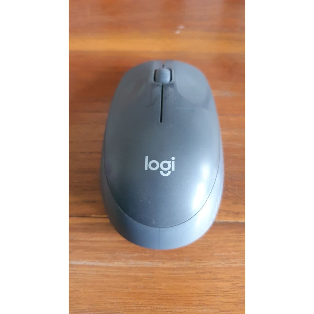 Mouse Wireless Logitech M190 Grey bekas dan normal