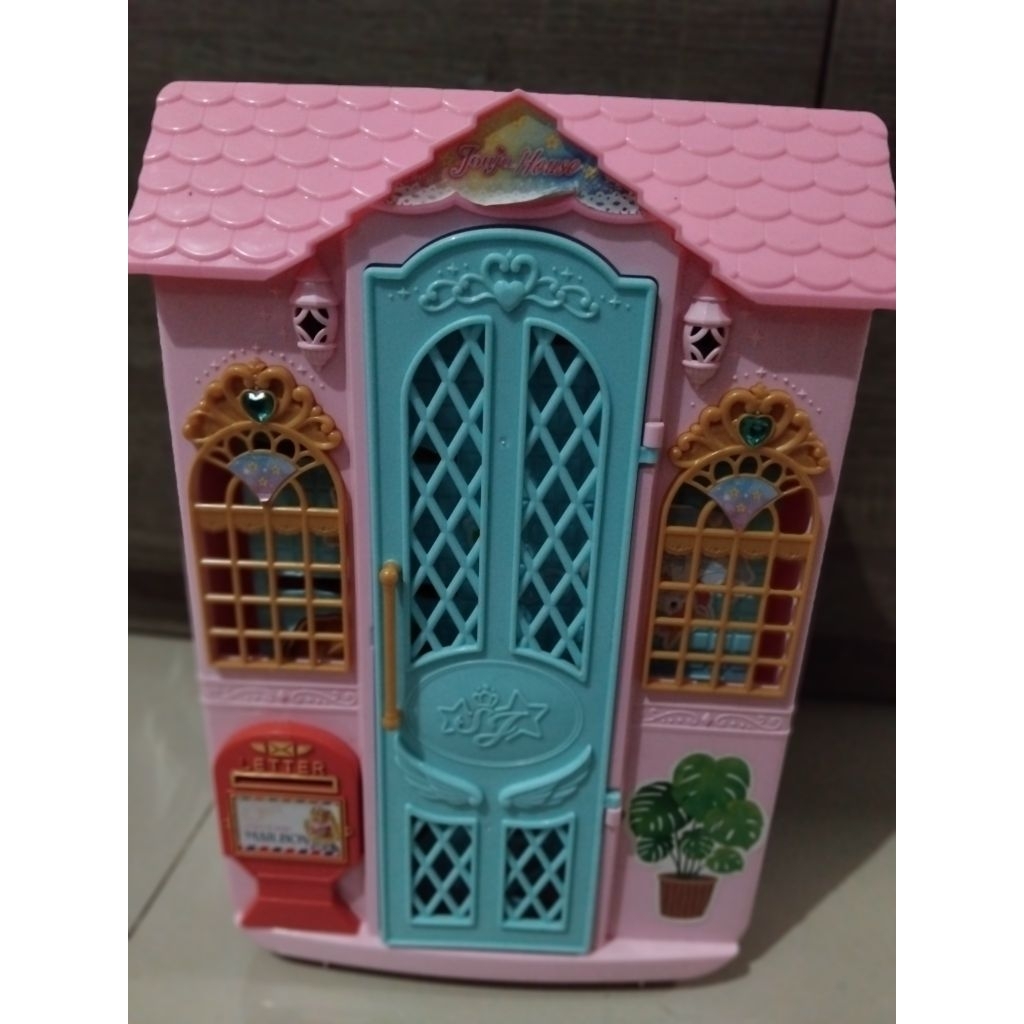 Rumah berbie secret jouju playset
