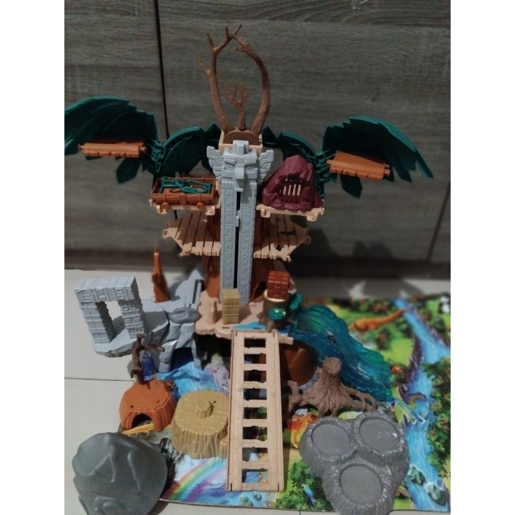 Takara Tomy ania-combine jungle tree