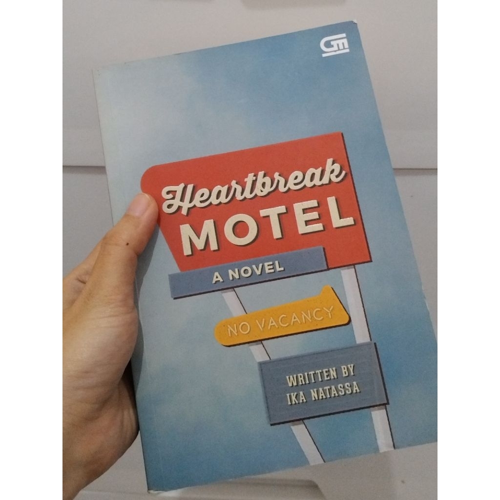 Preloved novel ika natassa heartbreak motel