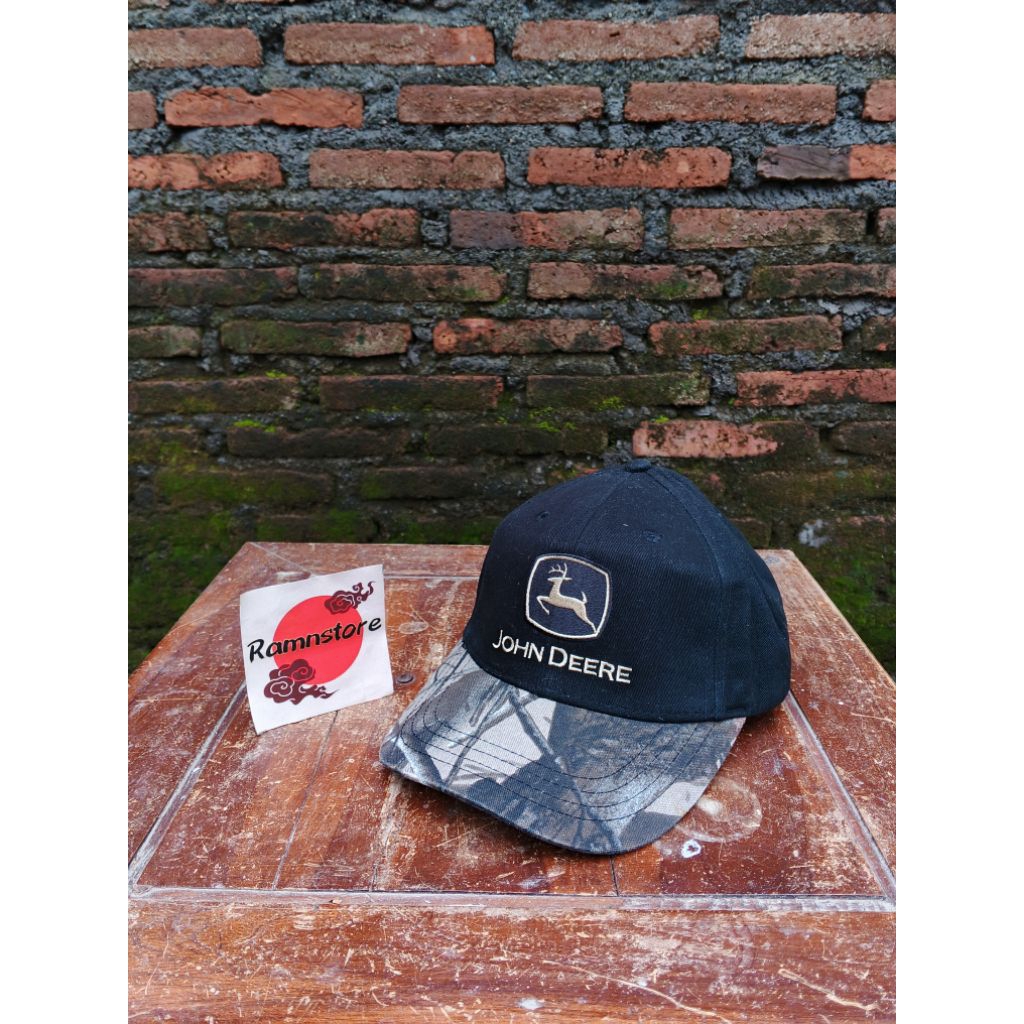 topi john deere realtree