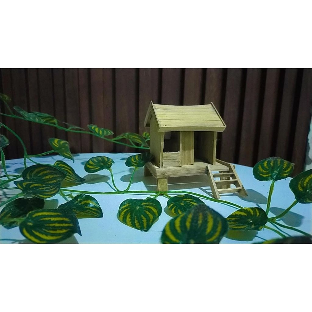 Miniatur rumah aquarium,rumah kelomang,rumah mainan
