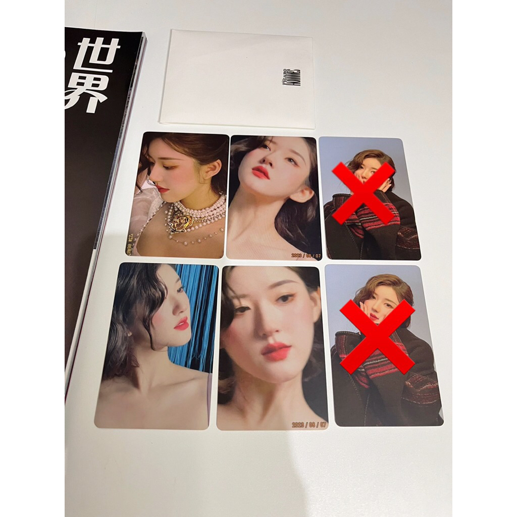 ZHAO LUSI PHOTOCARD MAGAZINE