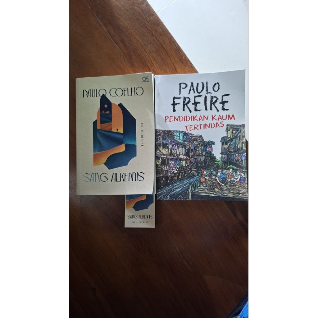 Bundling Preloved Novel Sang Alkemis - Inspirasi Perjalanan Spiritual dan Penemuan Diri | Pendidikan