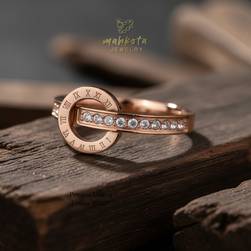 C149 Cincin Titanium Premium wanita Lapis emas 18 KGP