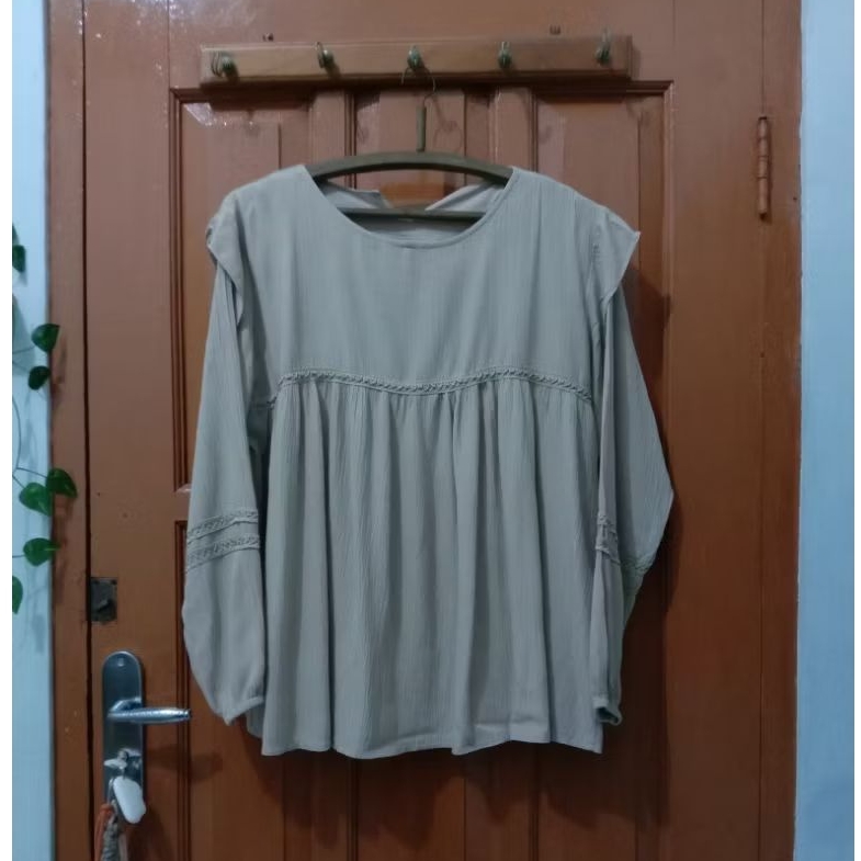 (Preloved) Saka Blouse Rayon Crinkle Premium