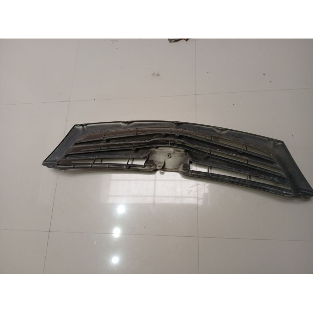 Grill/ Kumis Kijang Innova 2010 Bekas Upgrade