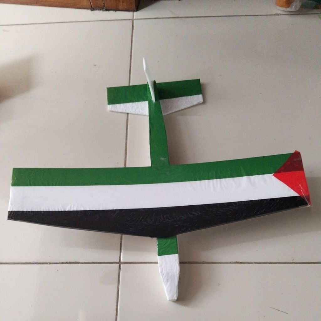 pesawat sterofom,mainan pesawat terbang gabus