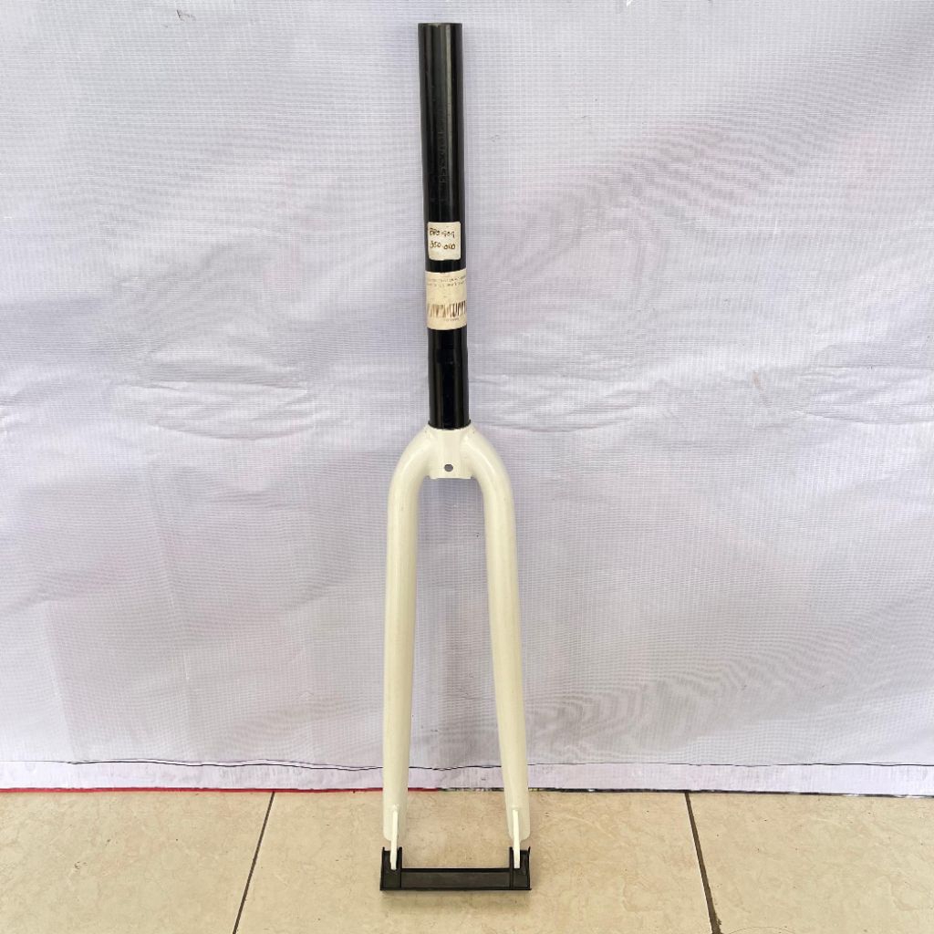 Fork Rigid Identiti 700C Chromoly FHFS Offside