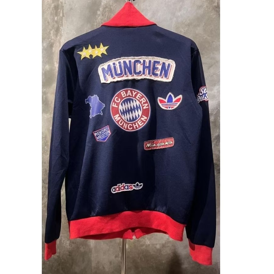 Tracktop adidas munchen patch
