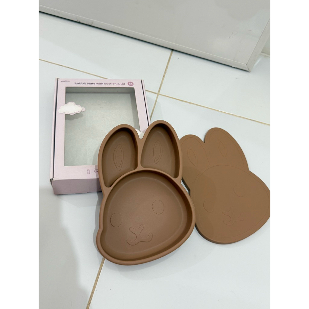 Piring silicone mpasi /suction plate with lid/ piring silikon mpasi/ piring mpasi dengan tutup