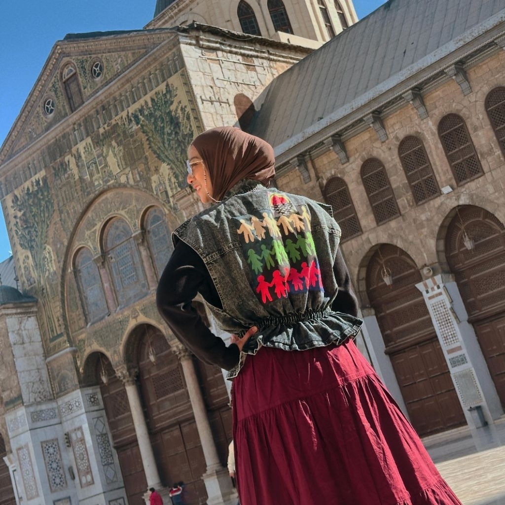 Lila Vest Palestine Black Denim