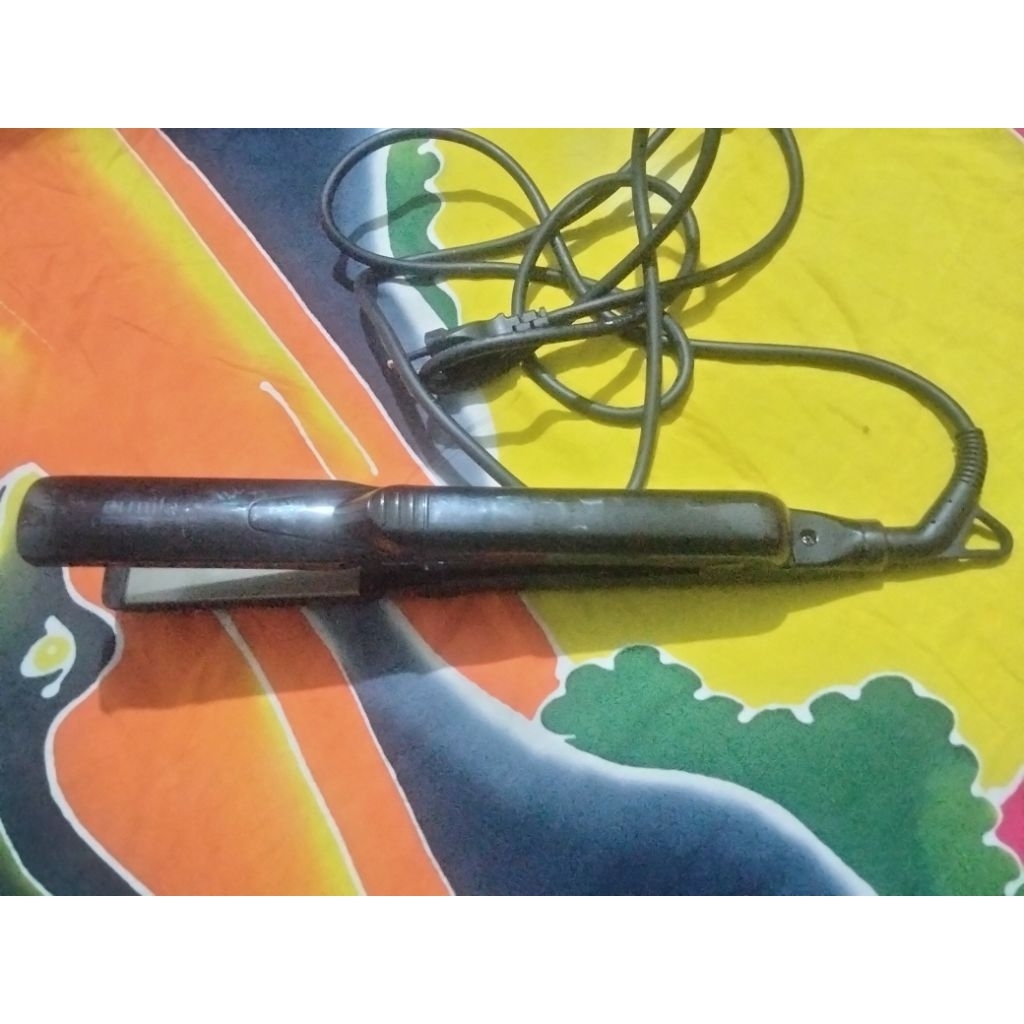 catok smoothing ermila ionic ozone