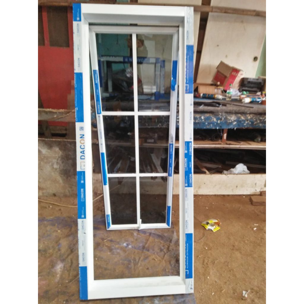 jendela aluminium ornamen 4in ukuran 60x150