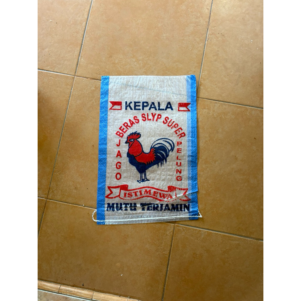 karung beras cap ayam jago 5kg isi 50 lembar