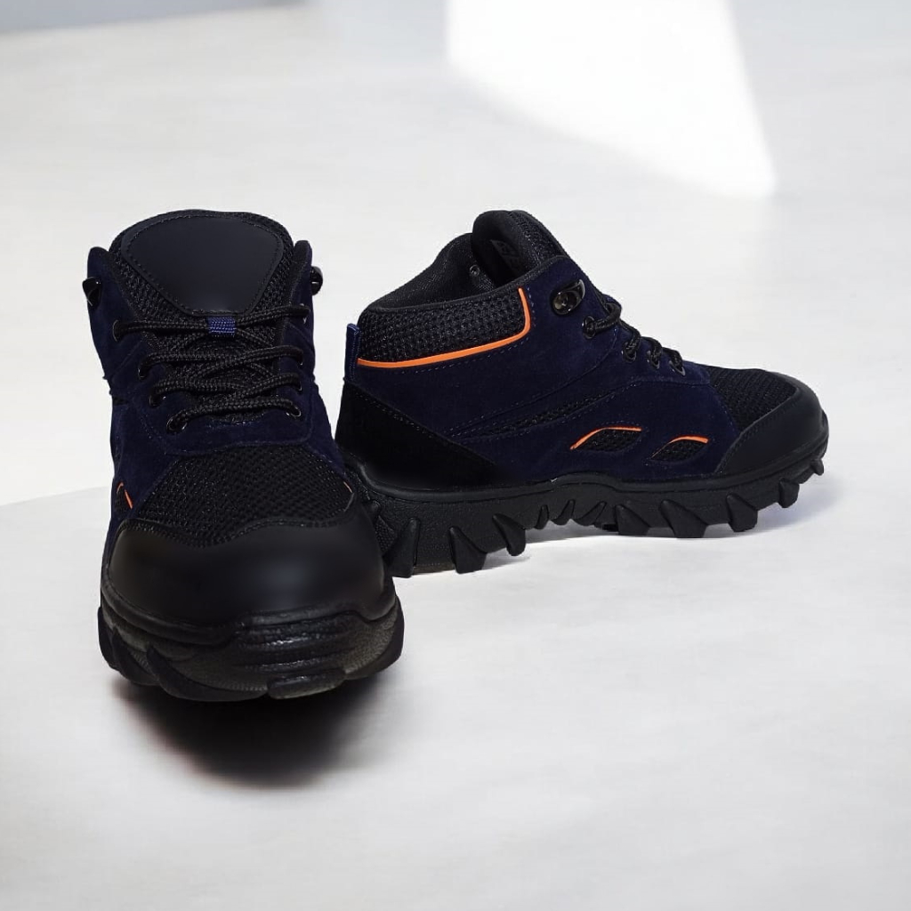 Sepatu Hiking Gunung  Pria Wanita Outdoor