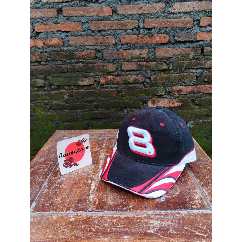 topi nascar