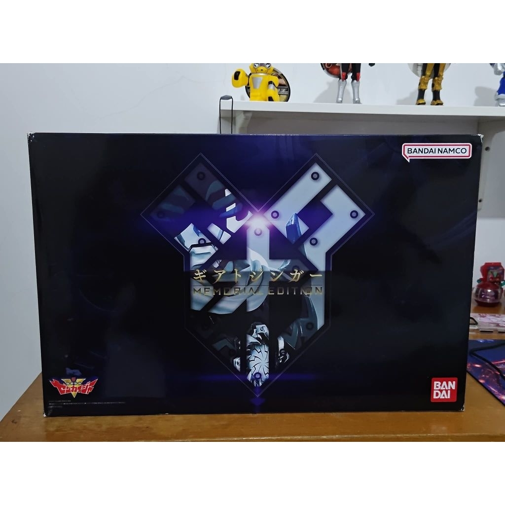 Premium Bandai Sentai Zenkaiger DX Geartozinger memorial edition