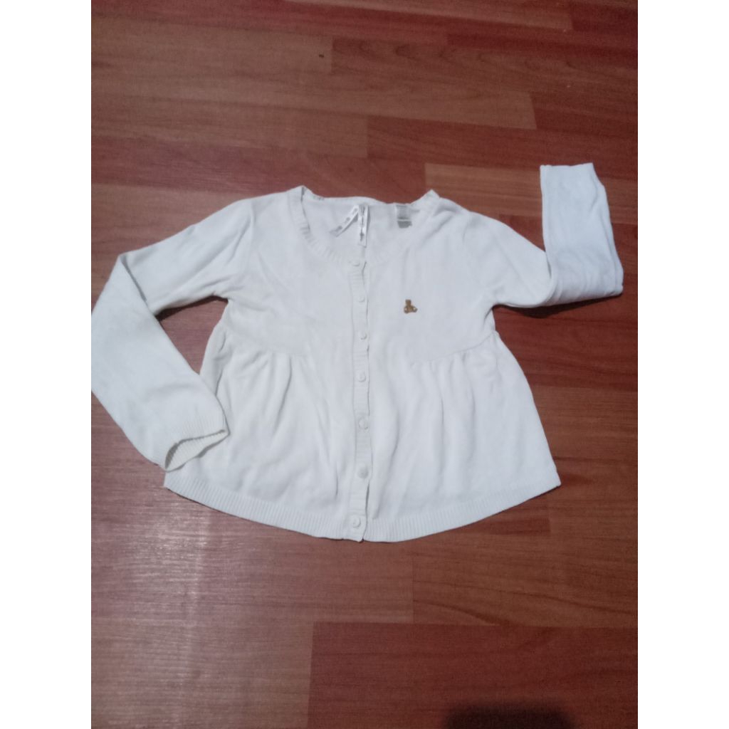 Sweater bayi perempuan preloved