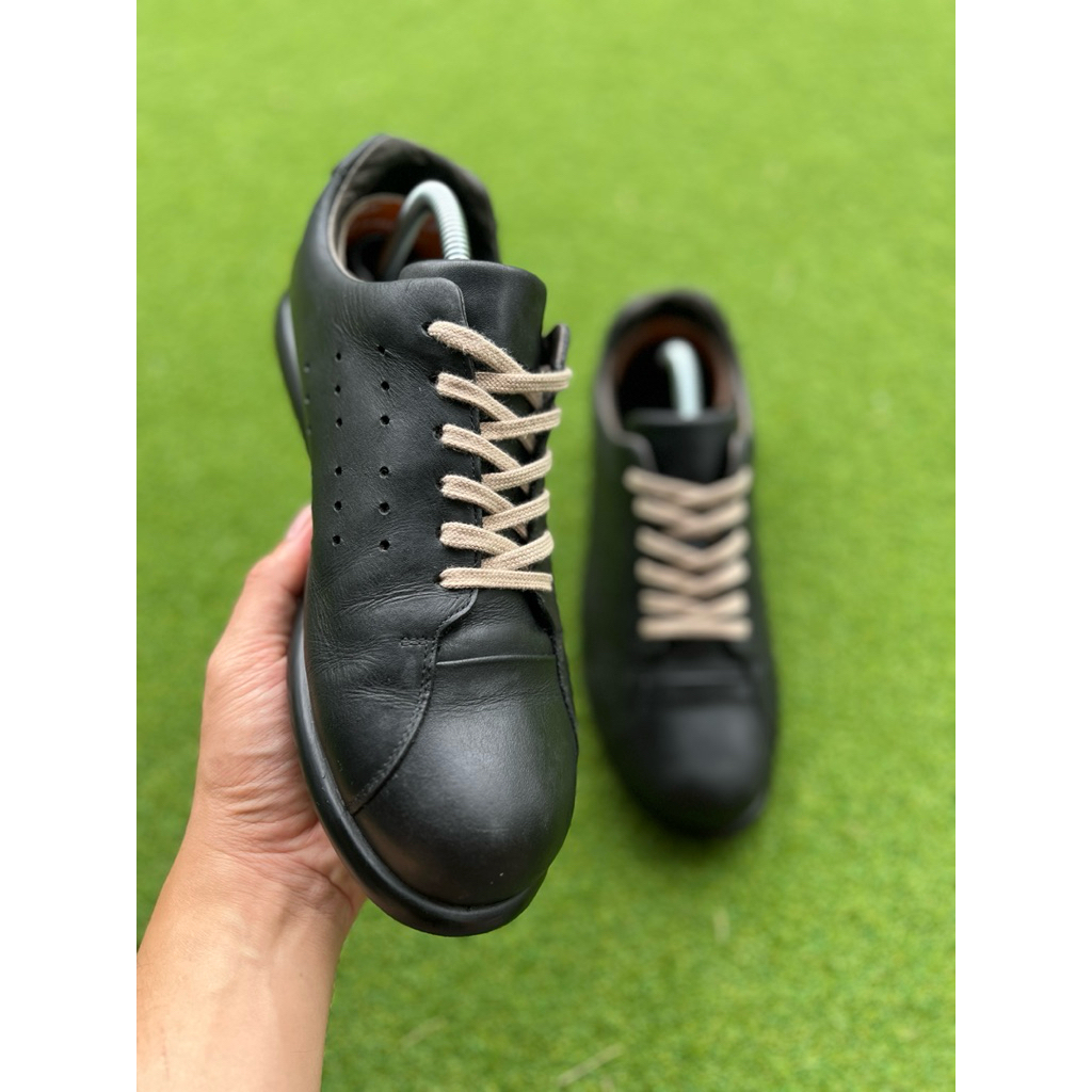 Camper Pelotas Xlite size 44 Full Black Portugal - Leather Sneaker Kulit Second Preloved