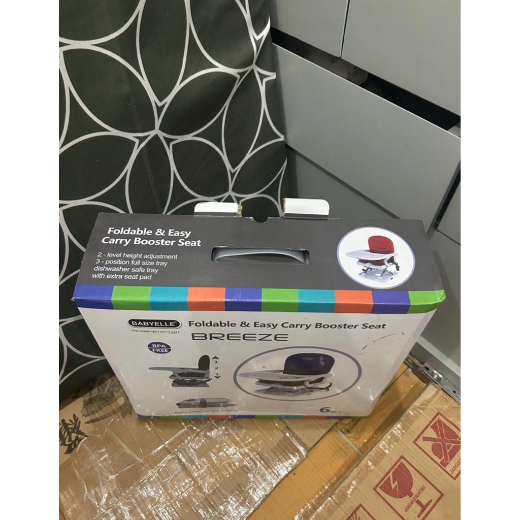 Babyelle Foldable kursi makan bayi