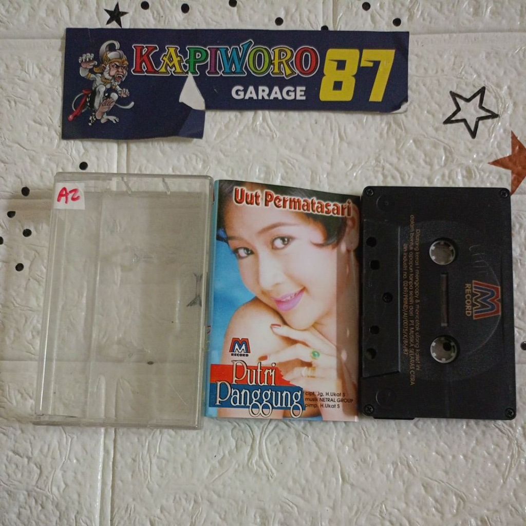 KASET PITA,,,,UUT PERMATASARI PUTRI PANGGUNG