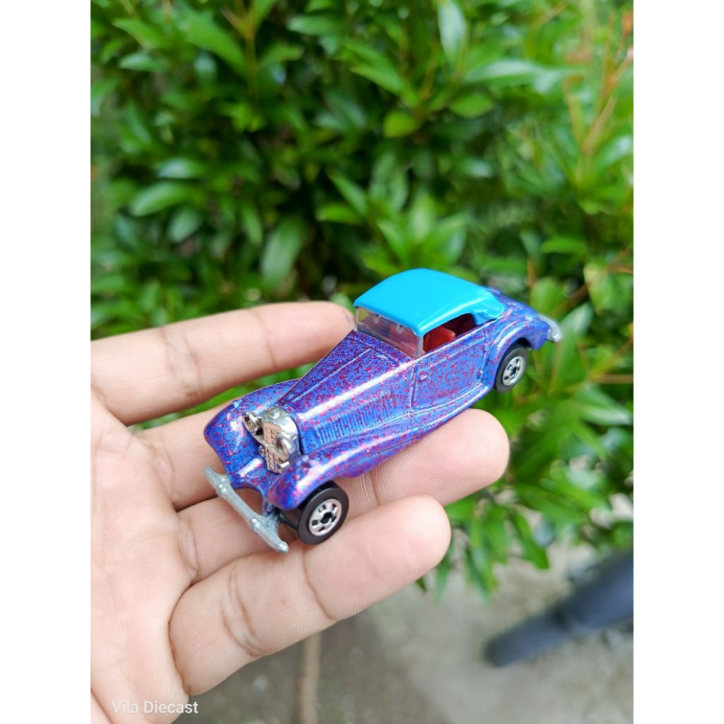 Hotwheels Mercedes 540k Black wall