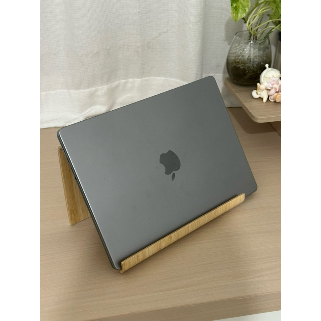 IKEA ORI Stand holder laptop /stand laptop /tatakan laptop kayu/ stand laptop aesthetic Preloved