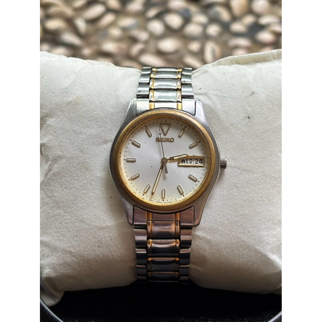 JAM TANGAN SEIKO 7N43-6011