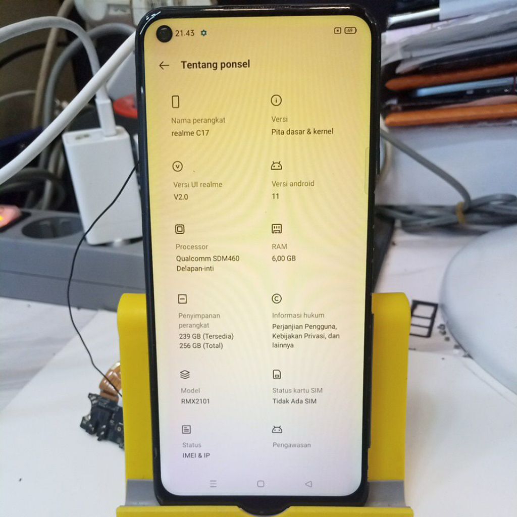 Lcd Realme C17.                                                                              .      