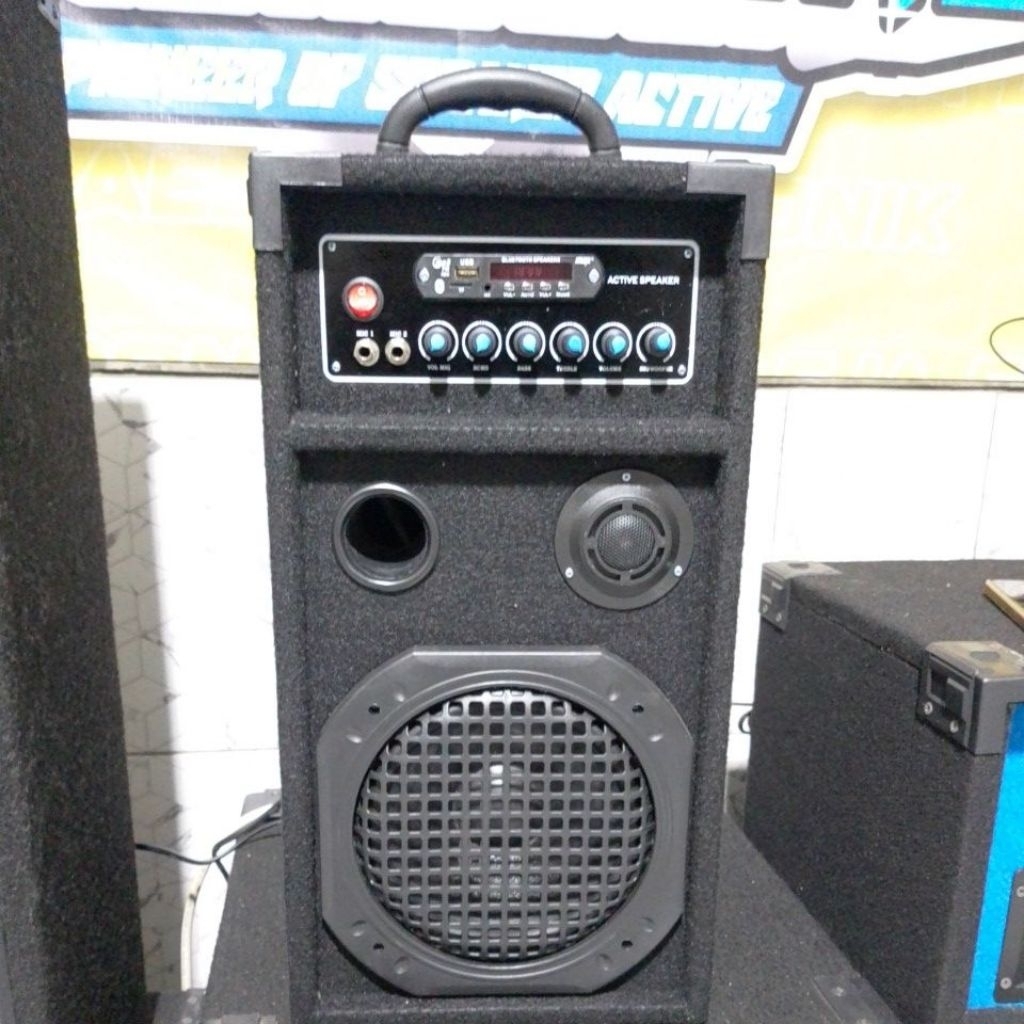 Aktif speaker 8 inch single bass mantap lengkap mic echo filter subwofer