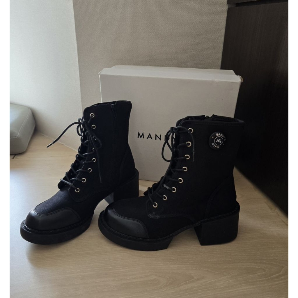 PRELOVED- Sepatu boots wanita warna hitam size 40