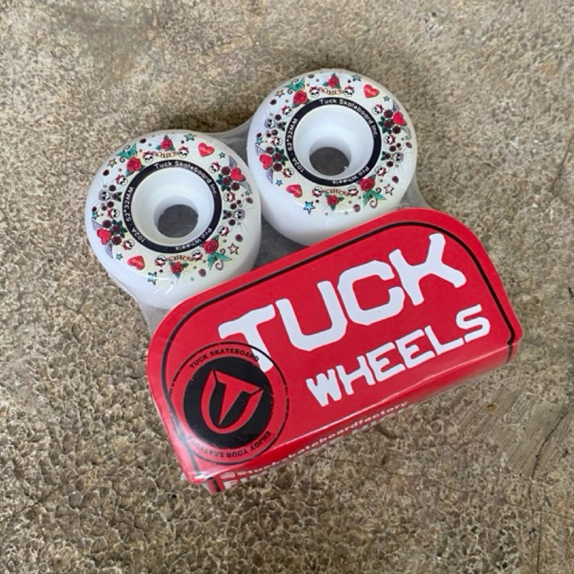 Tuck Wheels Skateboard