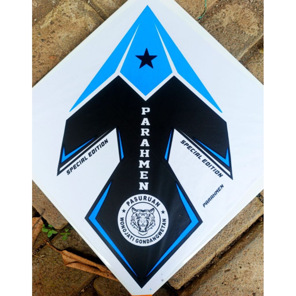 kertas layangan sukhoi 2 warna