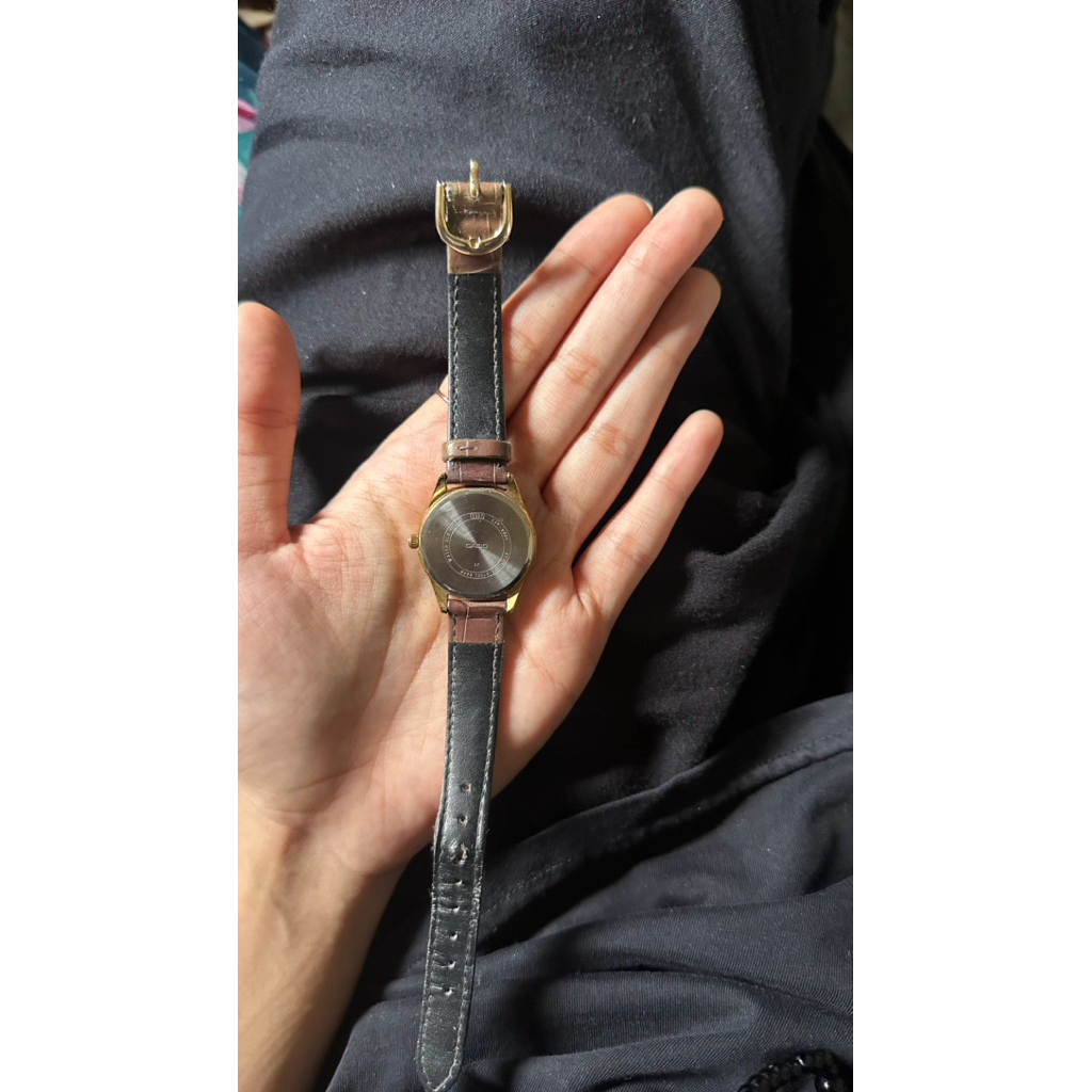 Jam Tangan casio wanita ori store ya dus lengkap