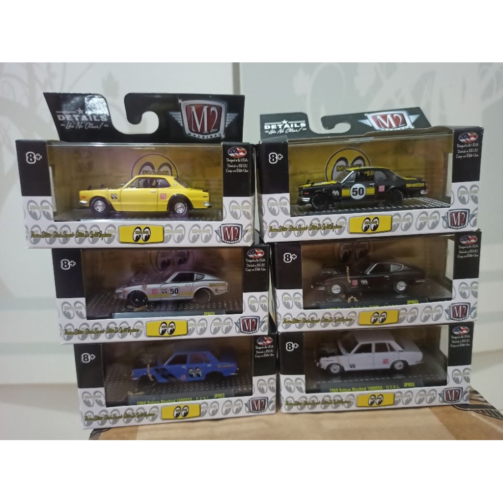 DIECAST M2 MOON EYES