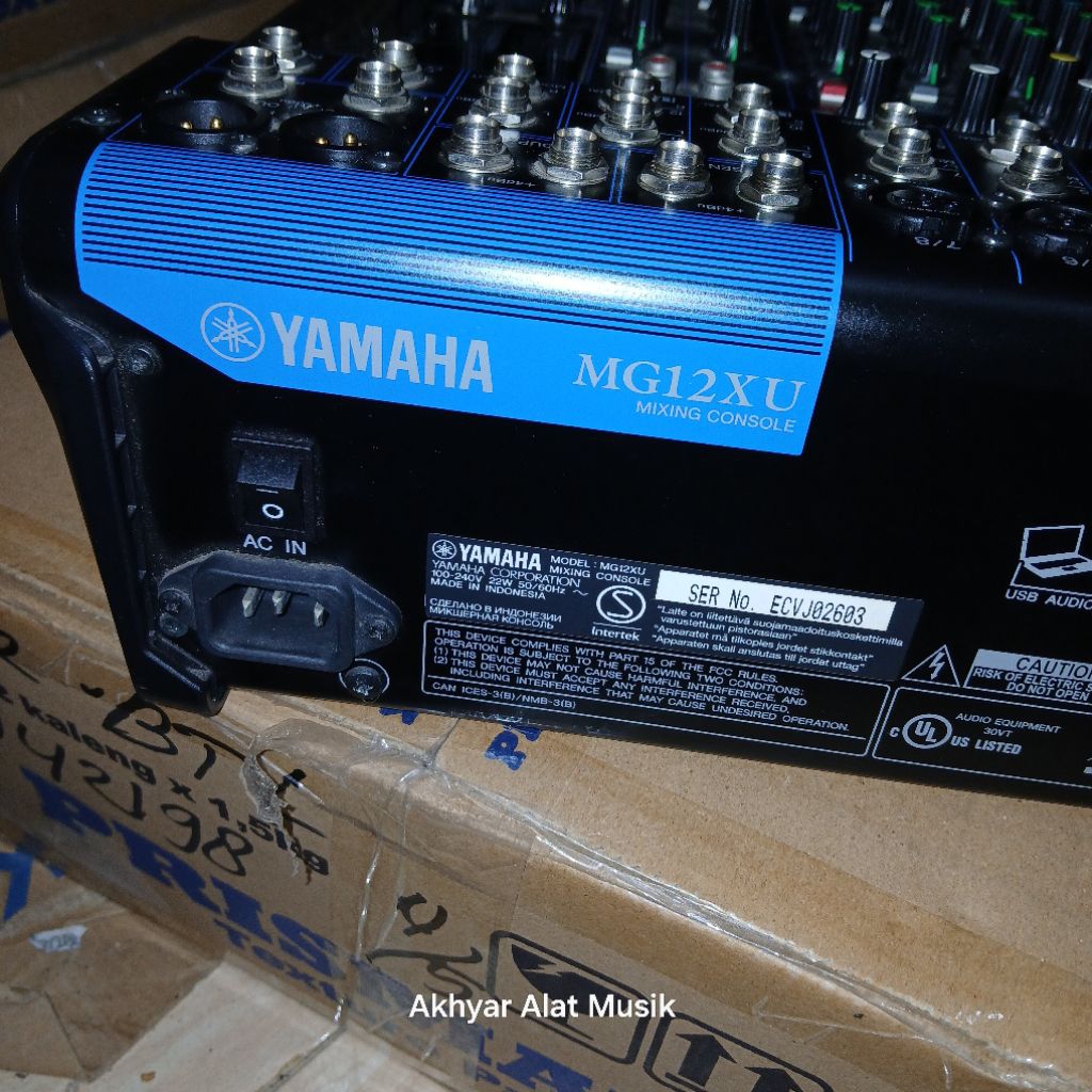 Yamaha MG12XU original Made in Indonesia (PCB Tulisan Yamaha) USB 12 Channel Mulus Good Condition