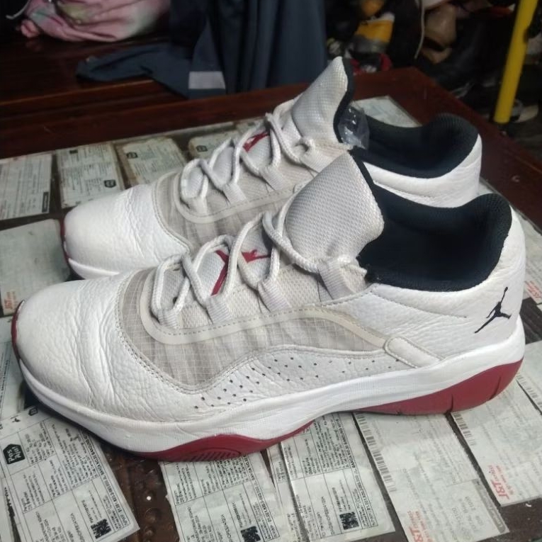 Jordan 11 retro CMFT_size 41 insole 260