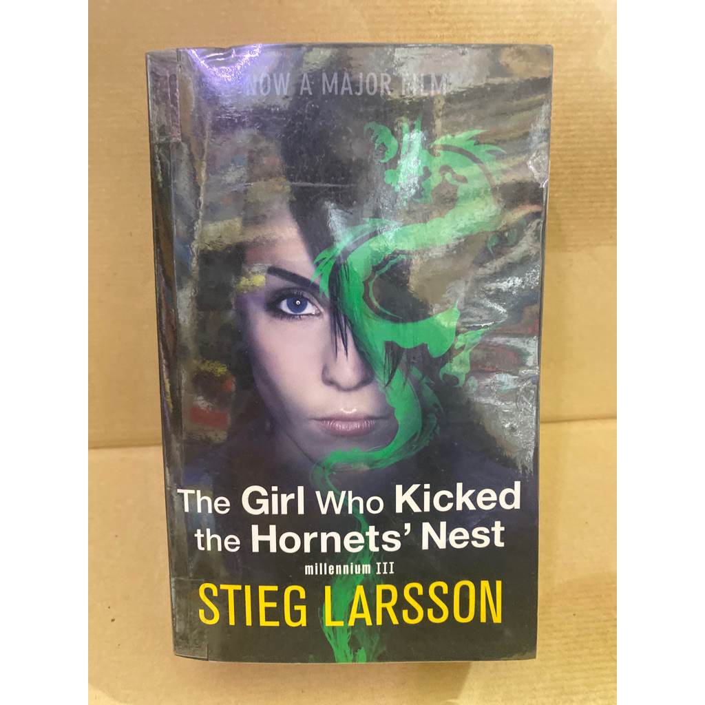 Buku Original THE GIRL WHO KICKED THE HORNRTS NEST -  STIEG LARSSON