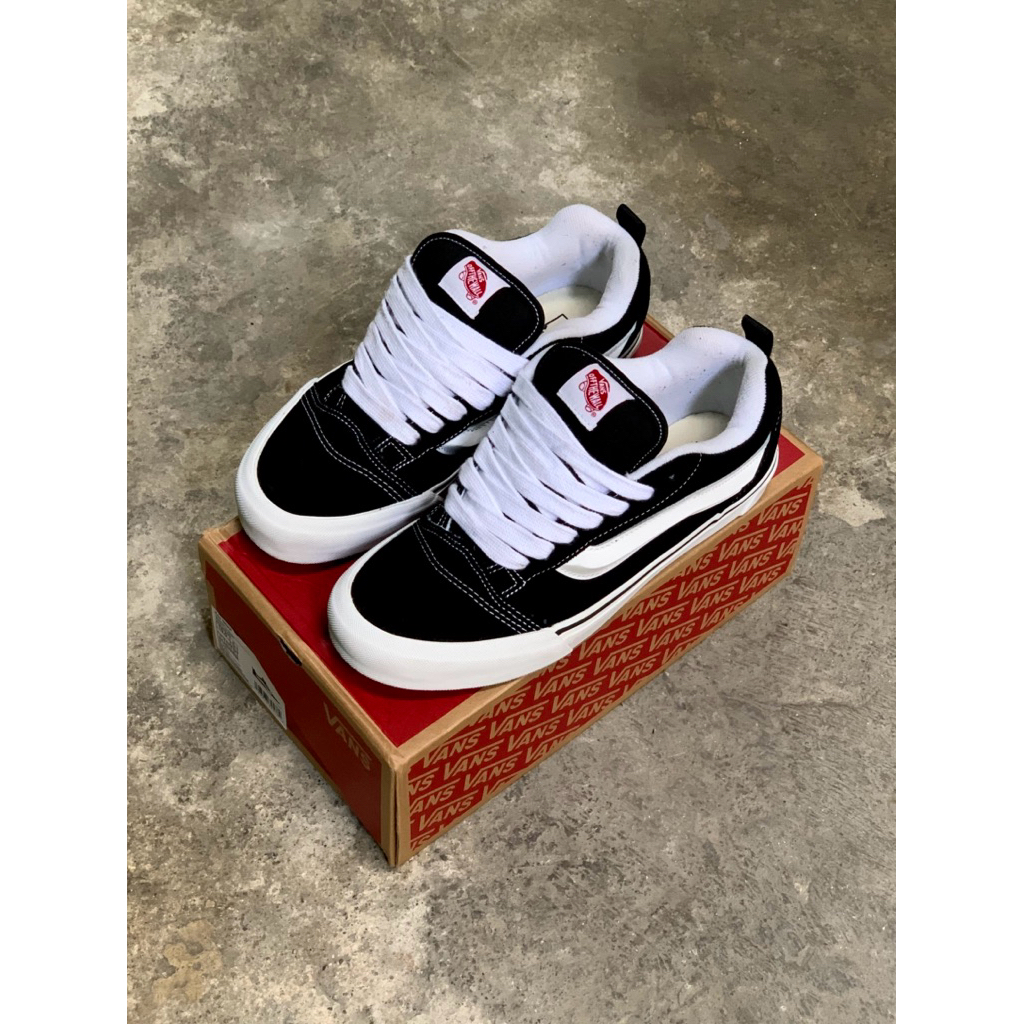 VANS KNU SKOOL RESMI PT.GMG