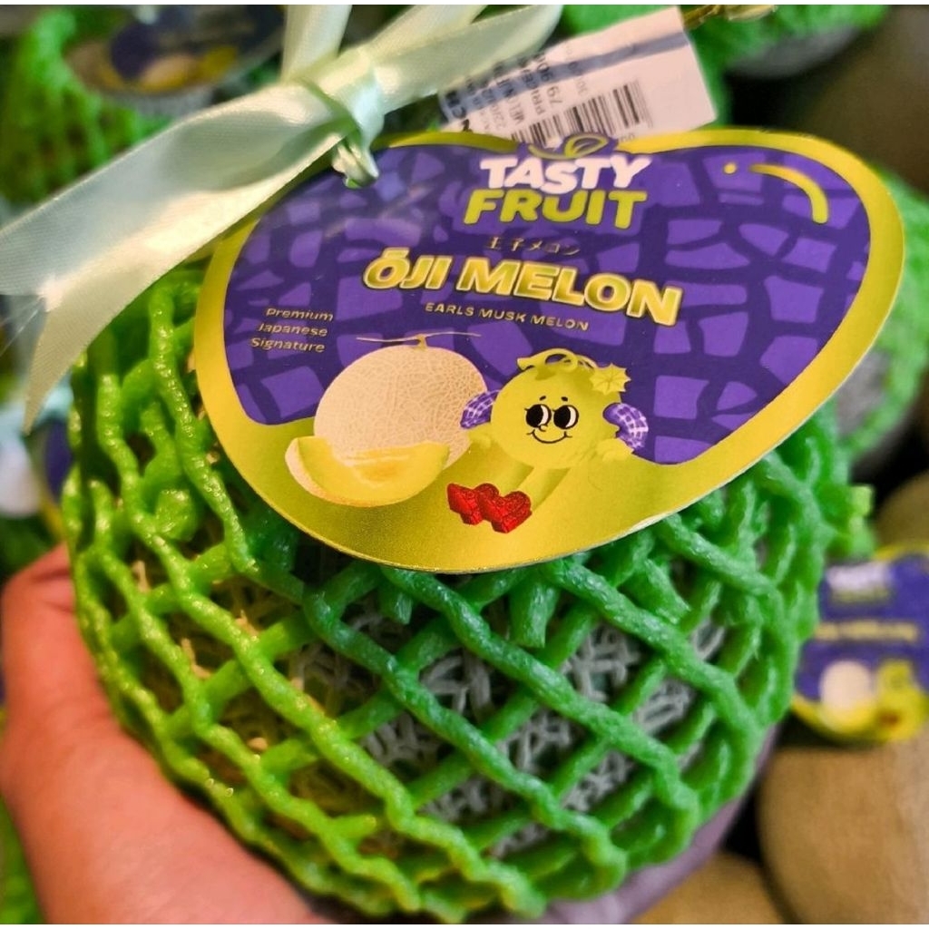 buah melon jepang early musk melon hijau jepang manis -+ 1,1 kg