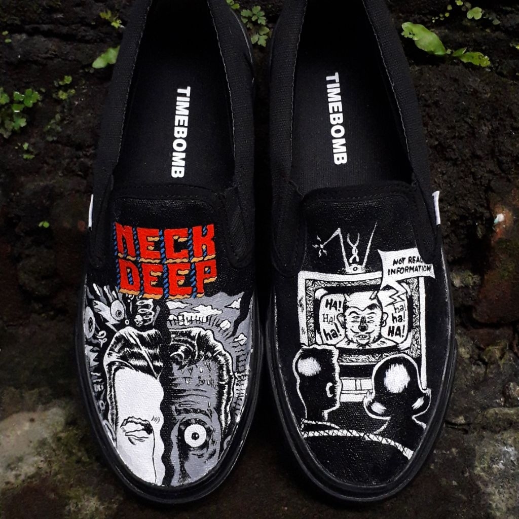 Sepatu THUNDERBEAR Slip on FULLBLACK Custom "NECKDEEP" Sepatu Pria dan Wanita