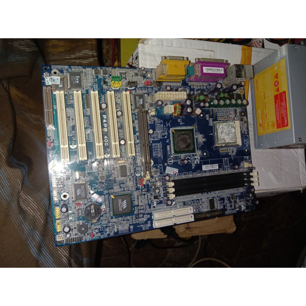 Mobo processor Intel Pentium 4 - 478